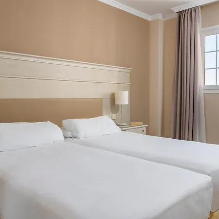 Iberostar Waves Malaga Playa 4*