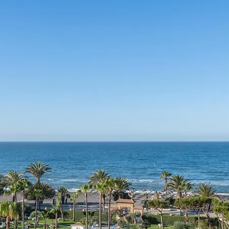 Iberostar Waves Malaga Playa 酒店 4*