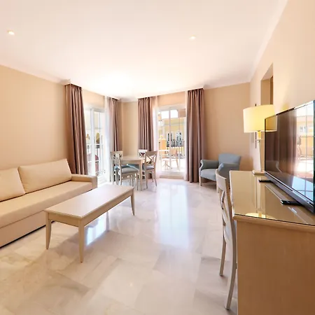 Iberostar Waves Malaga Playa 4* 托罗克斯科斯塔